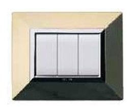 غطاء امامي نحاس مصقول